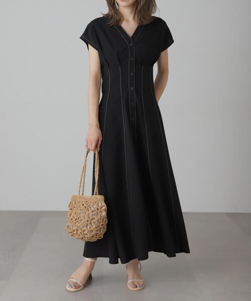 FREE'S MART（フリーズマート）の「【3サイズ展開XS-M】ウエストシェイプ配色ステッチワンピース【低身長サイズ有】（ワンピース・レディース・イエロー/ホワイト/ブラウン/ブラック・X-SMALL/SMALL/MEDIUM）」の2枚目の写真