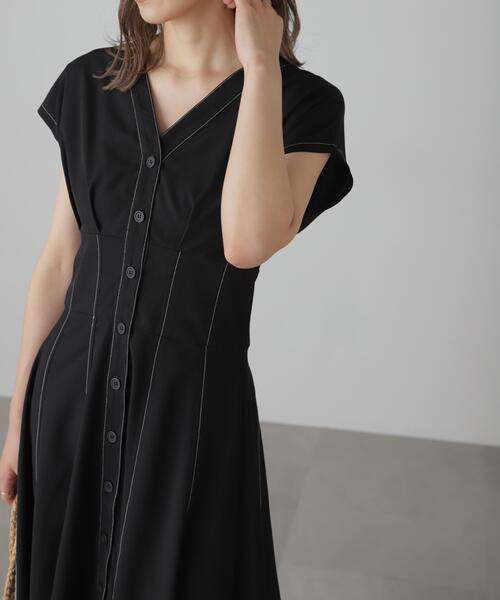 FREE'S MART（フリーズマート）の「【3サイズ展開XS-M】ウエストシェイプ配色ステッチワンピース【低身長サイズ有】（ワンピース・レディース・イエロー/ホワイト/ブラウン/ブラック・X-SMALL/SMALL/MEDIUM）」の11枚目の写真