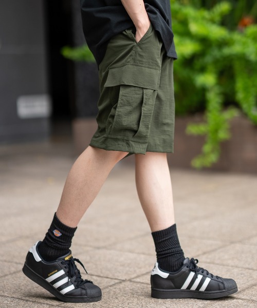 SIDEWAY STANCE（サイドウェイスタンス）の「【SIDEWAY STANCE】ポリワッシャー ワイド ショーツ カーゴパンツ（カーゴパンツ・メンズ・ブラック/カーキ/ネイビー・MEDIUM/LARGE/X-LARGE/SMALL）」の6枚目の写真