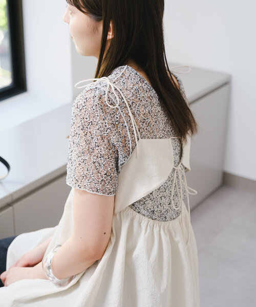 Kastane（カスタネ）の「*【リバーシブル】レースフラワープリントTEE（Tシャツ/カットソー・レディース・ホワイト/サックスブルー・FREE）」の5枚目の写真