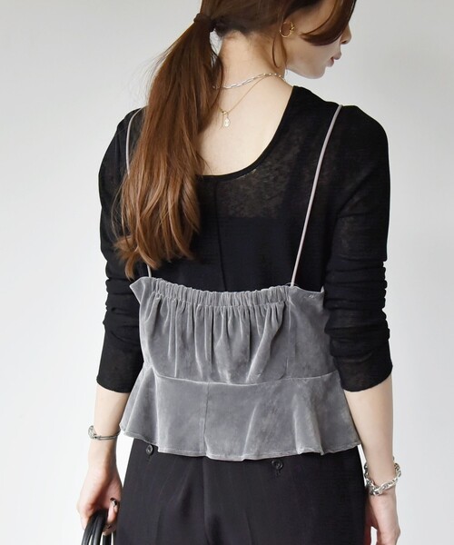 quaranciel(カランシエル)の「quaranciel:〈手洗い可能〉フロッキー ペプラム キャミソール(キャミソール・レディース・ブラック/グレー・ONE SIZE)」の6枚目の写真