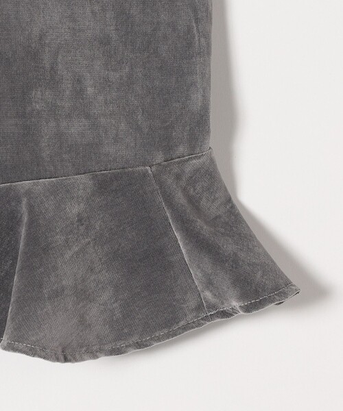 quaranciel(カランシエル)の「quaranciel:〈手洗い可能〉フロッキー ペプラム キャミソール(キャミソール・レディース・ブラック/グレー・ONE SIZE)」の19枚目の写真