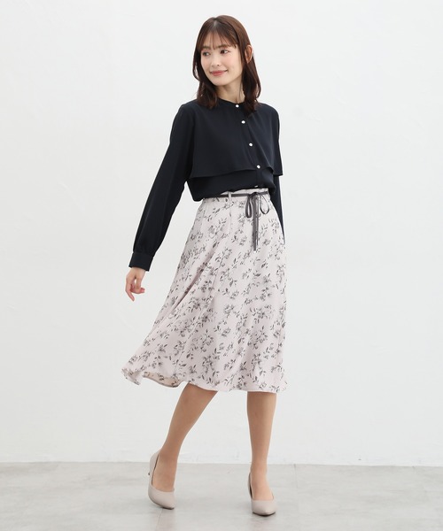 Honeys(ハニーズ)の「ケープ風ブラウス(シャツ/ブラウス・レディース・ネイビー/ホワイト/ダークブラウン/グレイッシュベージュ・S/M/L/LL/3L)」の7枚目の写真