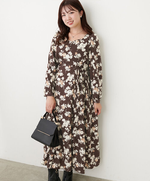 natural couture(ナチュラルクチュール)の「【canami】ハートネック両サイドプリーツワンピース(ワンピース・レディース・その他2/その他1/ネイビー/その他3/ボルドー/ピンク・FREE)」の8枚目の写真