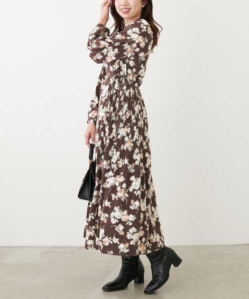 natural couture(ナチュラルクチュール)の「【canami】ハートネック両サイドプリーツワンピース(ワンピース・レディース・その他2/その他1/ネイビー/その他3/ボルドー/ピンク・FREE)」の9枚目の写真