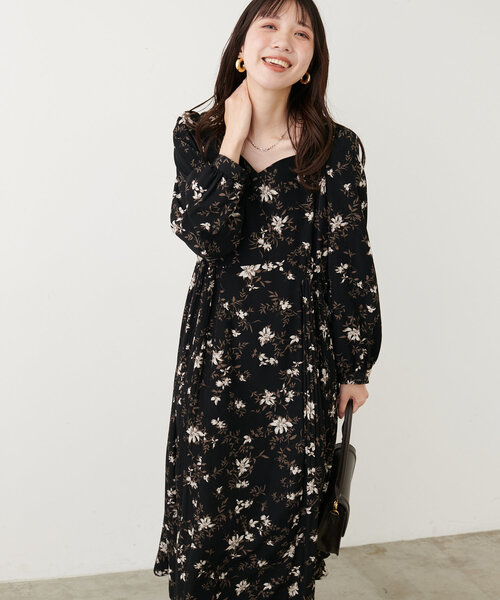 natural couture(ナチュラルクチュール)の「【canami】ハートネック両サイドプリーツワンピース(ワンピース・レディース・その他2/その他1/ネイビー/その他3/ボルドー/ピンク・FREE)」の19枚目の写真