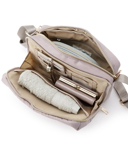 SHOO・LA・RUE（シューラルー）の「◆【撥水】旅行にも 8ポケットショルダーバッグ（ショルダーバッグ・レディース・ブラック/グレー/ライトパープル・00）」の12枚目の写真