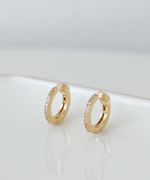 Three Four Time（スリーフォータイム）の「キュービックレンヅメセロタッチイヤリング（イヤリング）」