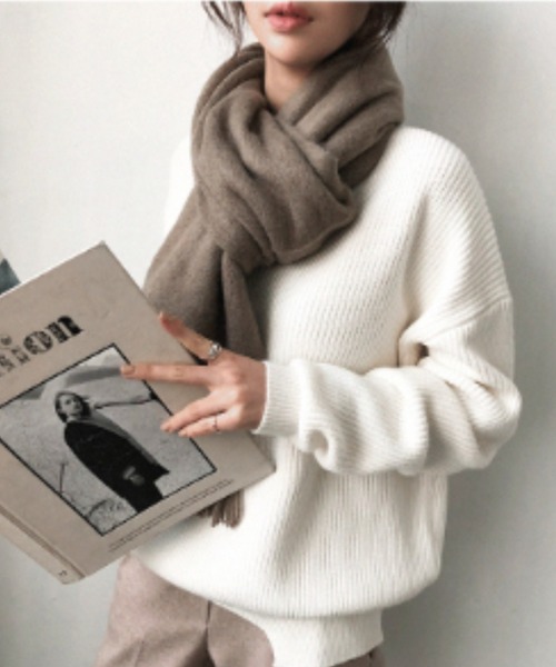 a lot of love（ア ロット オブ ラブ）の「ゆるめVネック ドロップショルダーニット（ニット/セーター・レディース・ブルー/オフホワイト・FREE）」の9枚目の写真