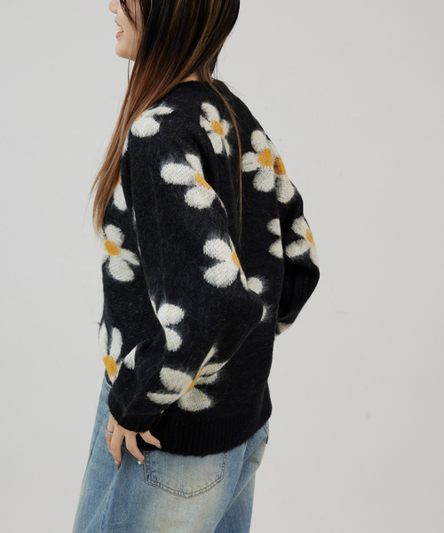 TOWNCRAFT(タウンクラフト)の「TOWNCRAFT/タウンクラフト shaggy raglan crew sweater(ニット/セーター・レディース・ブラック・X-SMALL)」の7枚目の写真