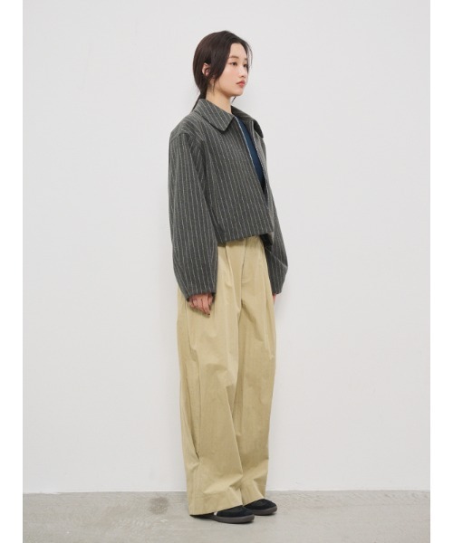 CHAROL（シャロル）の「ヘムタックパンツ（その他パンツ・レディース・ブラック/ベージュ・S/M）」の4枚目の写真