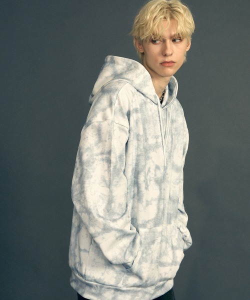 Shoowtime(ショウタイム)の「Marble pattern oversized pullover hoodie / マーブルパターンオーバーサイズプルオーバーパーカー(パーカー・メンズ・ホワイト系/チャコールグレー/ブラック系・MEDIUM/LARGE/X-LARGE)」の7枚目の写真