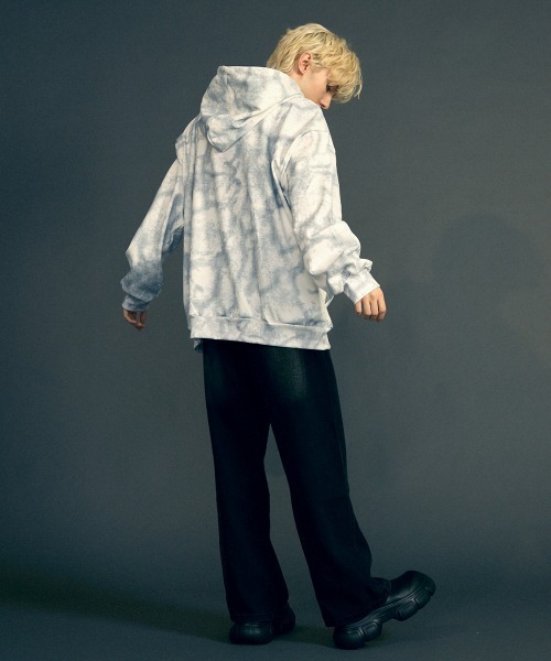 Shoowtime(ショウタイム)の「Marble pattern oversized pullover hoodie / マーブルパターンオーバーサイズプルオーバーパーカー(パーカー・メンズ・ホワイト系/チャコールグレー/ブラック系・MEDIUM/LARGE/X-LARGE)」の18枚目の写真