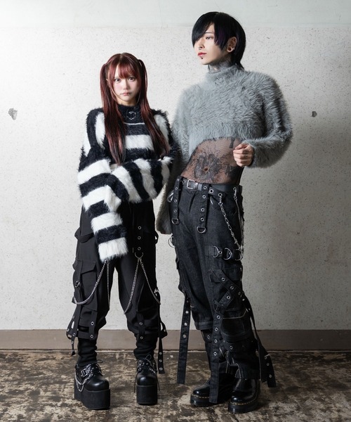 Deviants(ディビアンツ)の「クロップドシャギーニット(ニット/セーター・レディース・グレー/ブラック/ホワイト・FREE)」の4枚目の写真