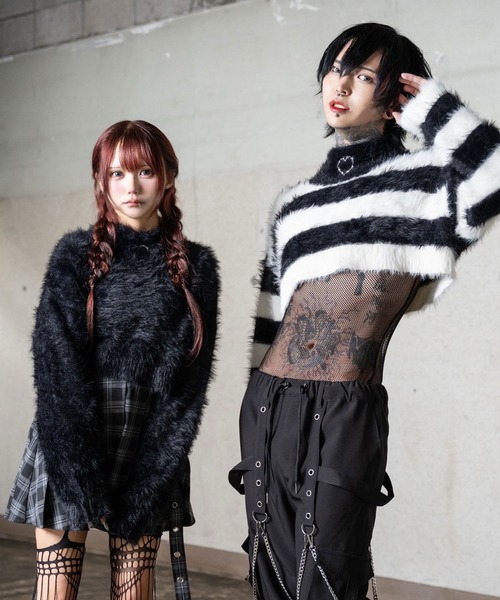 Deviants(ディビアンツ)の「クロップドシャギーニット(ニット/セーター・レディース・グレー/ブラック/ホワイト・FREE)」の5枚目の写真