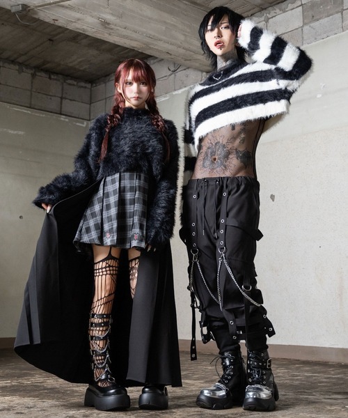 Deviants(ディビアンツ)の「クロップドシャギーニット(ニット/セーター・レディース・グレー/ブラック/ホワイト・FREE)」の6枚目の写真