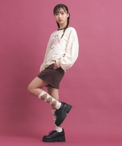 PINK-latte（ピンクラテ）の「◆【セットアップ】コットンミニ裏毛プルオーバー＆ショートパンツ（セットアップ・キッズ・ブラック/アイボリー/ライトグレー・16/14/13/15 ）」の18枚目の写真