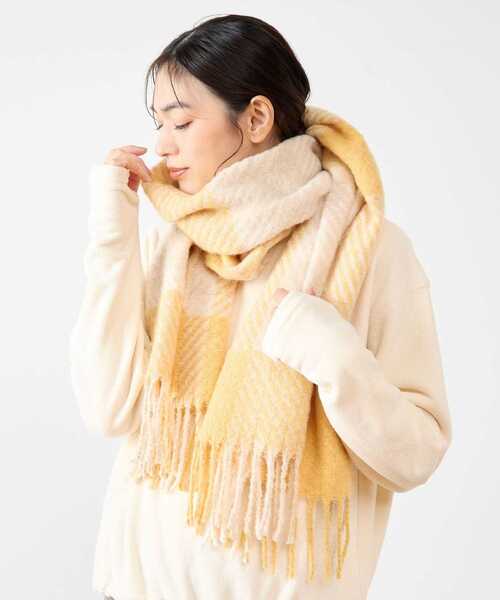 MELROSE claire(メルローズ クレール)の「【ふんわりループヤーンチェックストール】(マフラー・レディース・ライトブルー/イエロー・FREE)」の9枚目の写真