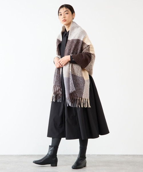 MELROSE claire(メルローズ クレール)の「【ふんわりループヤーンチェックストール】(マフラー・レディース・ライトブルー/イエロー・FREE)」の11枚目の写真