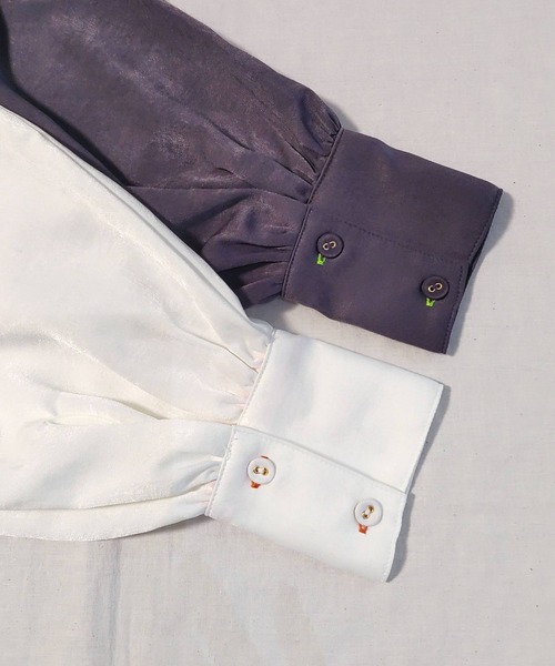 Q（キュー）の「2wayボリューム袖ブラウス（シャツ/ブラウス・レディース・ネイビー/ホワイト・MEDIUM）」の13枚目の写真