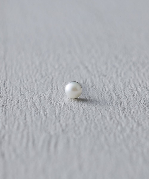 and cloud(アンドクラウド)の「Pearl Pierce S / Single(ピアス(片耳用)・レディース・シルバー・FREE)」の4枚目の写真