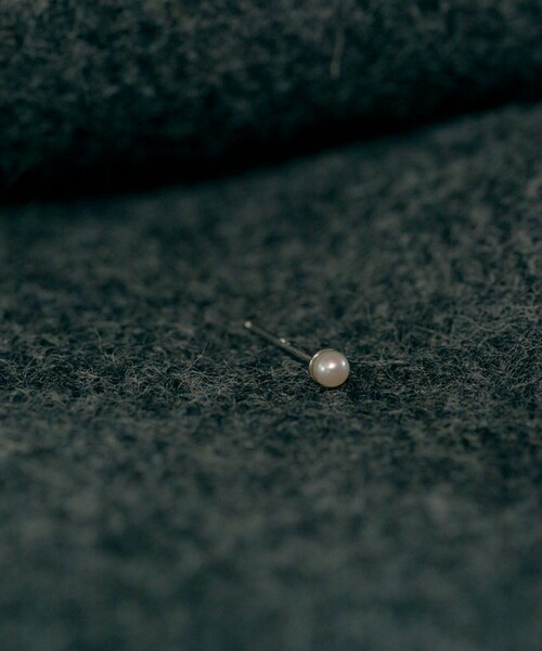 and cloud(アンドクラウド)の「Pearl Pierce S / Single(ピアス(片耳用)・レディース・シルバー・FREE)」の7枚目の写真