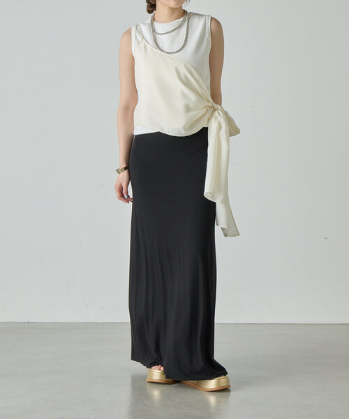 SHENERY（シーナリー）の「《何通りも楽しめる》ワンショルストール（シャツ/ブラウス・レディース・ブラック/オフホワイト・FREE）」の17枚目の写真