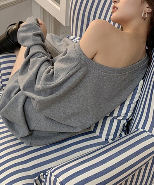 FREE STYLISTS(フリー スタイリスト)の「YUGA_YGMC オフショルダー ルーズシルエットスウェットPO(スウェット・レディース・ネイビー/ライトグレー・FREE)」の14枚目の写真