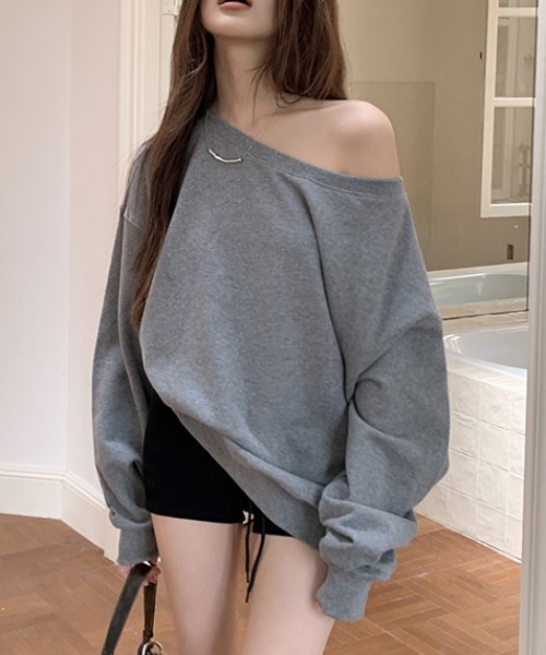 FREE STYLISTS(フリー スタイリスト)の「YUGA_YGMC オフショルダー ルーズシルエットスウェットPO(スウェット・レディース・ネイビー/ライトグレー・FREE)」の21枚目の写真