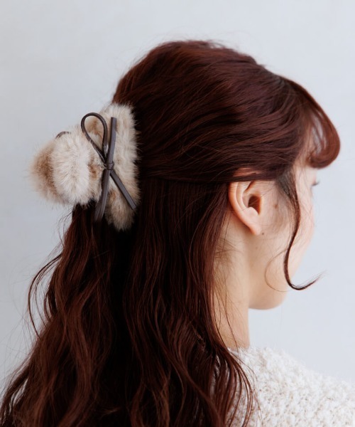 flower（フラワー）の「ファーリボンクリップ（バレッタ/ヘアクリップ・レディース・ブラウン/アイボリー・FREE）」の13枚目の写真