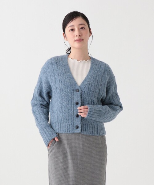 Afternoon Tea（アフタヌーンティー）の「ケーブルニットVネックカーディガン（カーディガン/ボレロ・レディース・ライトベージュ/ライトパープル/ブルー・MEDIUM）」の3枚目の写真