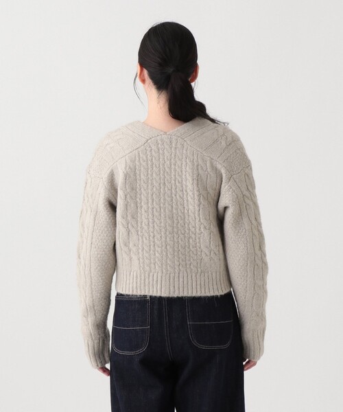 Afternoon Tea（アフタヌーンティー）の「ケーブルニットVネックカーディガン（カーディガン/ボレロ・レディース・ライトベージュ/ライトパープル/ブルー・MEDIUM）」の4枚目の写真