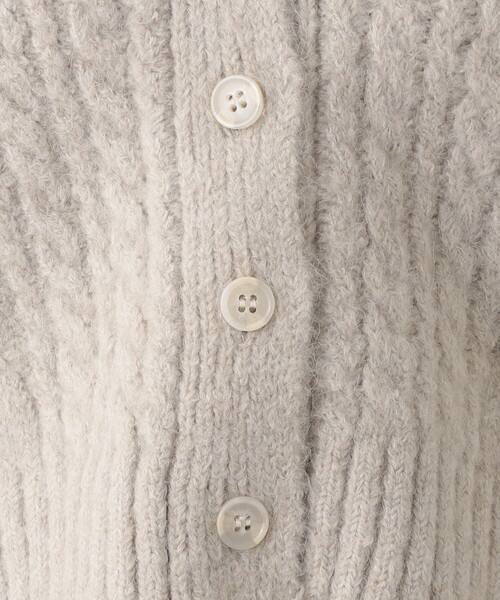 Afternoon Tea（アフタヌーンティー）の「ケーブルニットVネックカーディガン（カーディガン/ボレロ・レディース・ライトベージュ/ライトパープル/ブルー・MEDIUM）」の8枚目の写真