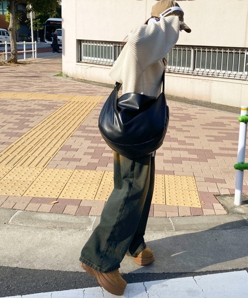 WEGO（ウィゴー）の「WEGO/エアリーBIGショルダー（ショルダーバッグ・レディース・その他1/ブラック/ブラック系その他・FREE）」の10枚目の写真