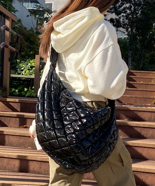 WEGO（ウィゴー）の「WEGO/エアリーBIGショルダー（ショルダーバッグ・レディース・その他1/ブラック/ブラック系その他・FREE）」の15枚目の写真