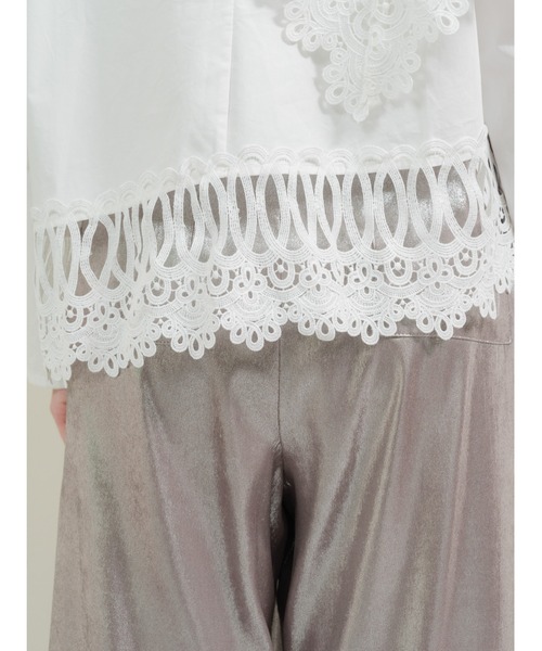 DOLLUPOOPS(ドールアップウップス)の「レーススカーフカラートップス(シャツ/ブラウス・レディース・ブラック/オフホワイト・38)」の16枚目の写真