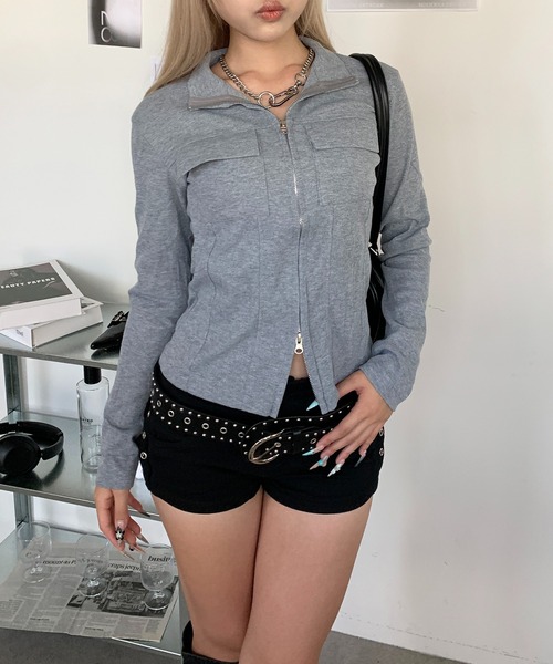 lilful（リルフル）の「ダブルジップ スリムライン フロントポケットデザイントップス（Tシャツ/カットソー・レディース・グレー・M/L）」の18枚目の写真