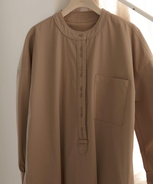 Bab（バブ）の「パイピングシャツワンピース（シャツワンピース・レディース・ブラウン/ベージュ・MEDIUM）」の4枚目の写真