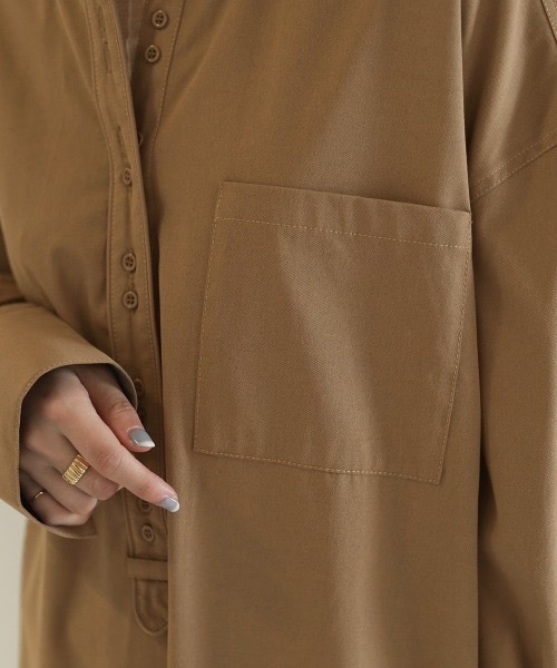 Bab（バブ）の「パイピングシャツワンピース（シャツワンピース・レディース・ブラウン/ベージュ・MEDIUM）」の19枚目の写真