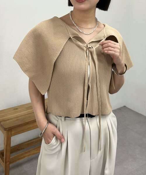 mystic(ミスティック)の「【nanami企画/EC限定カラーあり】ケープ襟ニット(ニット/セーター・レディース・ブラック/アイボリー/ミント/ベージュ/ネイビー・FREE)」の4枚目の写真