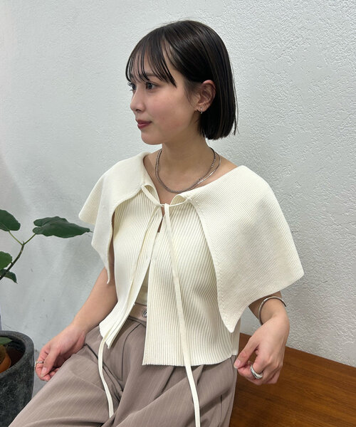 mystic(ミスティック)の「【nanami企画/EC限定カラーあり】ケープ襟ニット(ニット/セーター・レディース・ブラック/アイボリー/ミント/ベージュ/ネイビー・FREE)」の3枚目の写真
