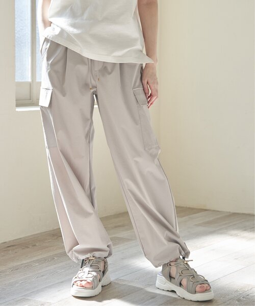 ikka（イッカ）の「リップストップカーゴパンツ（カーゴパンツ・レディース・ダークベージュ/ネイビー/オリーブ・L/M/S）」の2枚目の写真