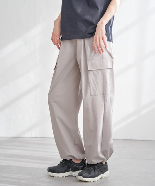 ikka（イッカ）の「リップストップカーゴパンツ（カーゴパンツ・レディース・ダークベージュ/ネイビー/オリーブ・L/M/S）」の11枚目の写真