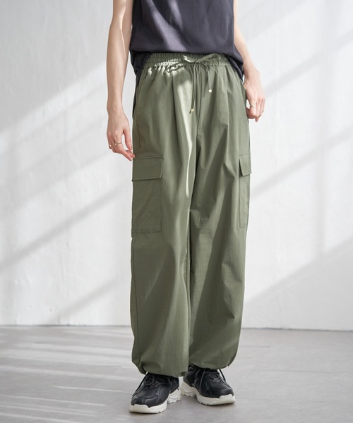 ikka（イッカ）の「リップストップカーゴパンツ（カーゴパンツ・レディース・ダークベージュ/ネイビー/オリーブ・L/M/S）」の16枚目の写真