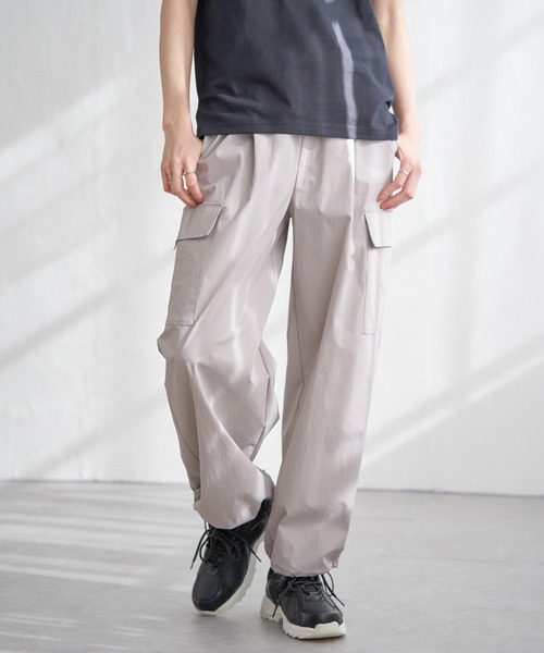 ikka（イッカ）の「リップストップカーゴパンツ（カーゴパンツ・レディース・ダークベージュ/ネイビー/オリーブ・L/M/S）」の5枚目の写真