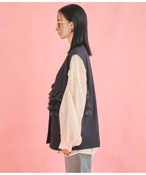 Settimissimo（セッティミッシモ）の「フロント ティアード フリル デザイン ジレ（ベスト・レディース・ブラック/ネイビー・FREE）」の20枚目の写真