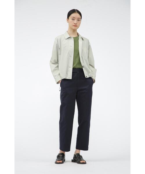 MARGARET HOWELL(マーガレットハウエル)の「FINE COTTON NYLON POPLIN(ブルゾン・レディース・グレー系その他/ブラック・1/2)」の16枚目の写真