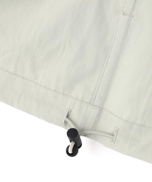 MARGARET HOWELL(マーガレットハウエル)の「FINE COTTON NYLON POPLIN(ブルゾン・レディース・グレー系その他/ブラック・1/2)」の21枚目の写真