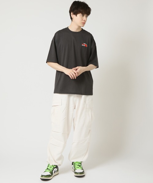 ARCADE（アーケード）の「ワイドシルエットカーゴパンツ（カーゴパンツ・メンズ・チャコールグレー/ブラック/カーキ/アイボリー・L/LL/M）」の16枚目の写真