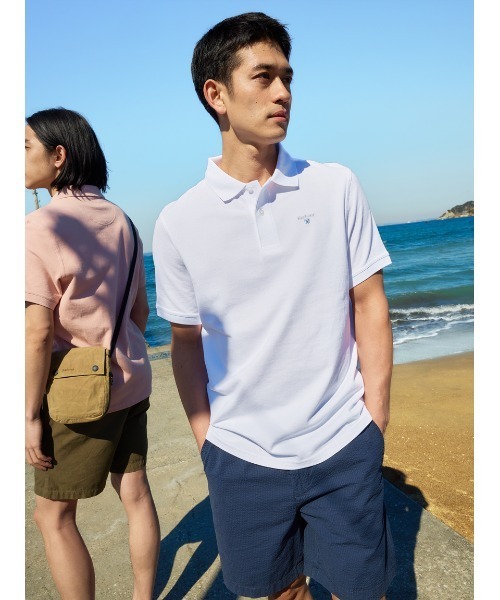 Barbour(バブアー)の「Barbour ロゴ スポーツ ポロシャツ(ポロシャツ・メンズ・ダークネイビー/グリーン/ピンク/レッド/ホワイト/ブルー/ブラック/カーキ・SMALL/MEDIUM/LARGE)」の2枚目の写真
